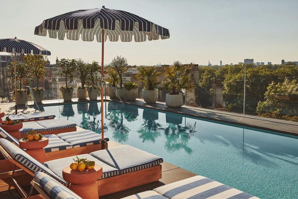 Rooftop hangouts in London 